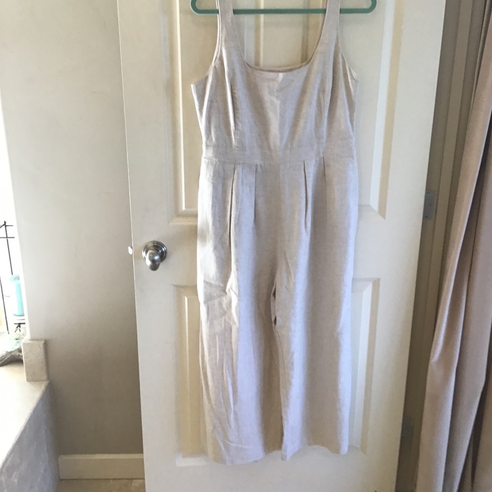 Banana Republic Factory Linen Jumpsuit - Picture 5 of 6